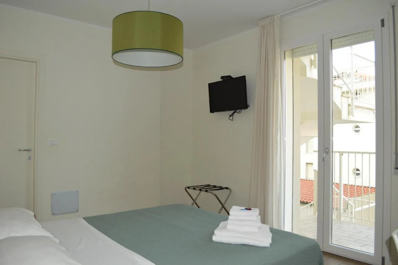 Hotel Riva E Mare Rimini 3*,  Olaszország