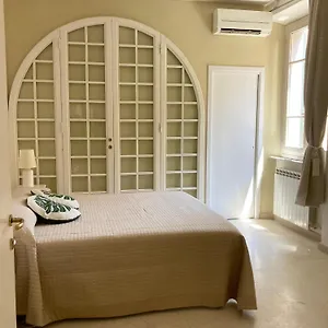 https://la-sosta-degli-artisti.it-tuscanyhotel.com