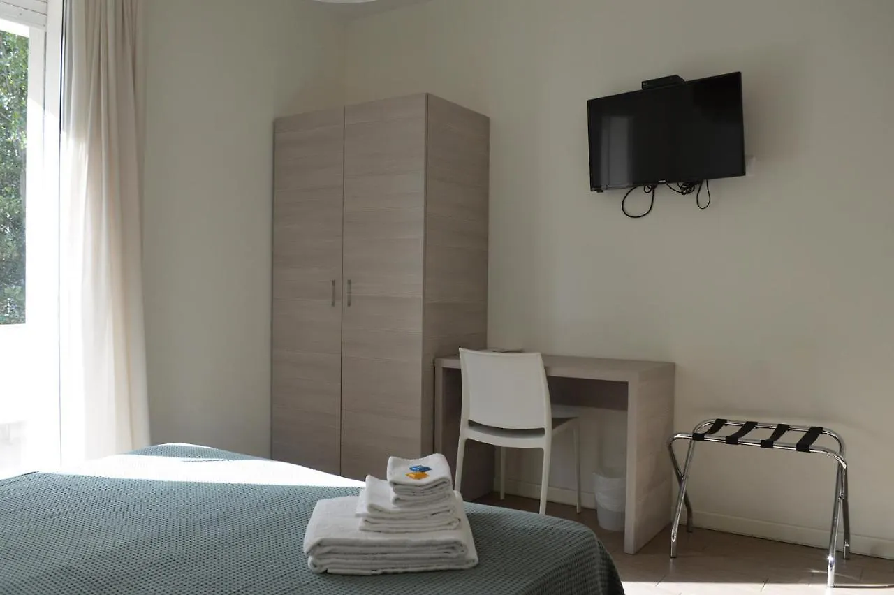 Hotel Riva E Mare Rimini 3*,  Italy